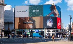 London,uk,-,August,19,2019,:,Billboards,At,Piccadilly,Circus,,A